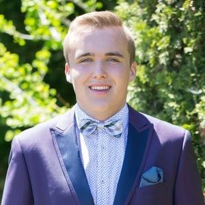 Meet your Posher, Charles-antoine